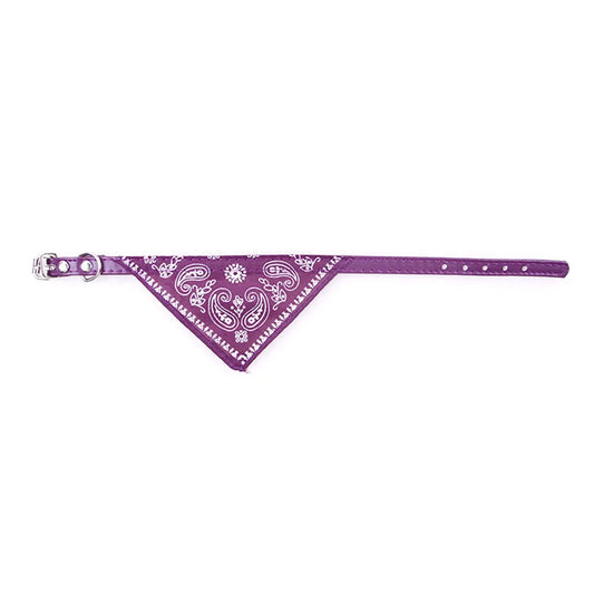 Adjustable Bandana Collar for Cats & Small Dogs – Triangular Shape, Charming Printed Design, Comfortable Fit-1