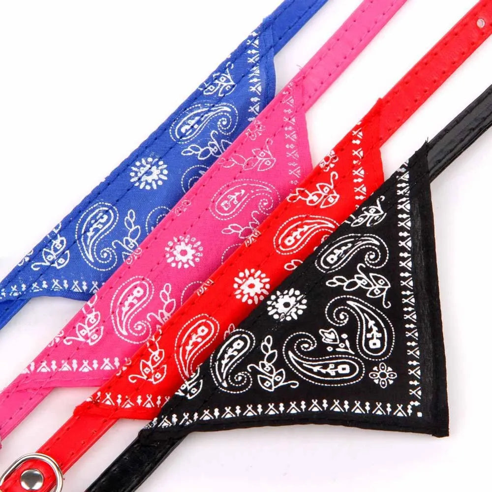Adjustable Bandana Collar for Cats & Small Dogs – Triangular Shape, Charming Printed Design, Comfortable Fit-5